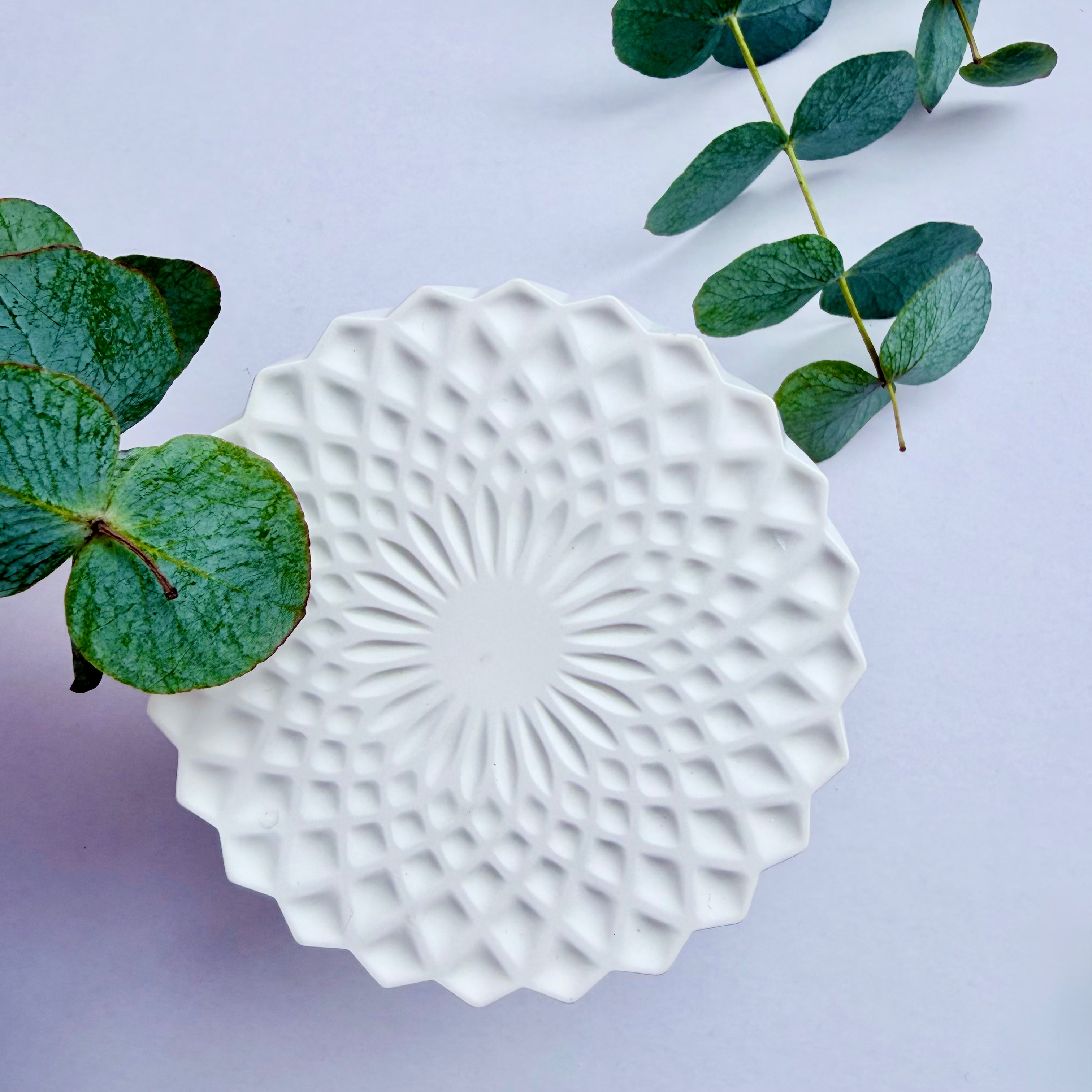 Eucalyptus Geo Candle