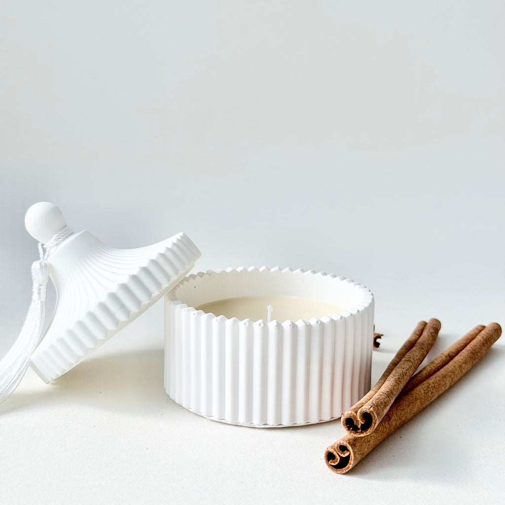 Cinnamon and Cedarwood Tassel Candle